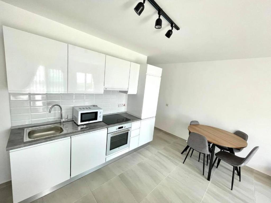Sweetness Apartment By The Sea Vokolidha Extérieur photo